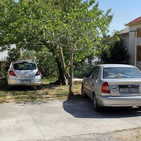 With A Parking Space Sabunike, Zadar - 6127 アパート